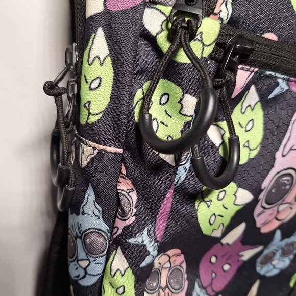 Vibedration Hydration Backpack w/o bladder - Cat pattern - Used - Picture 12 of 14